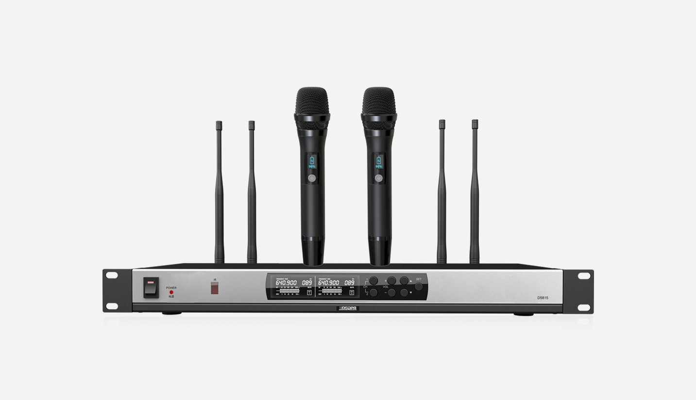 True Diversity UHF Wireless Microphone System (2 rechargable hand-held mic) - 翻译中...